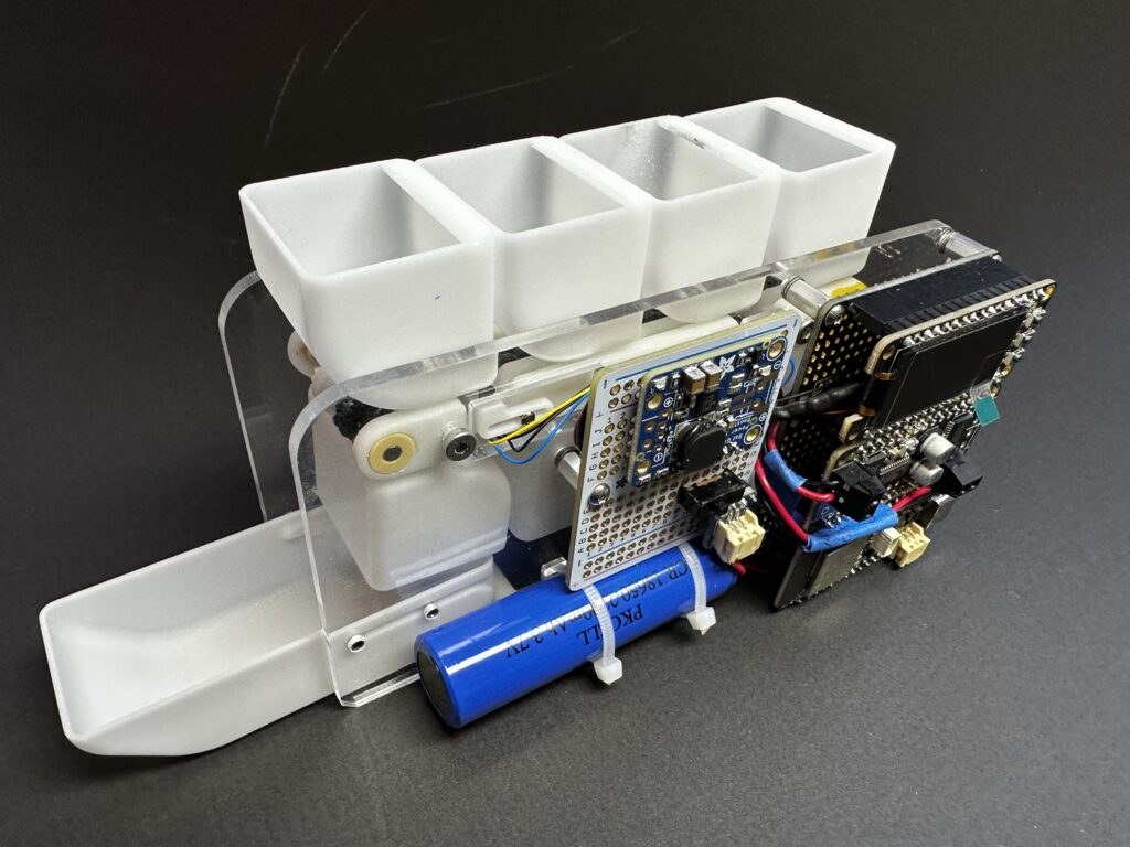 prototype of internal hardware for pill dispenser medical device